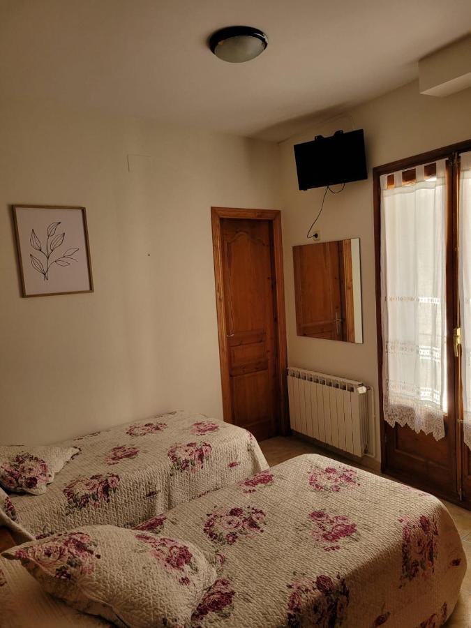 Allotjament Rural Casa Milagros Barruera Ngoại thất bức ảnh